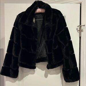 Chic Black Cropped Jacket